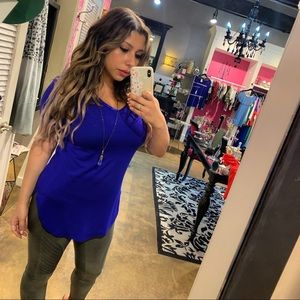 Our best selling V Neck Closet Staple 💜